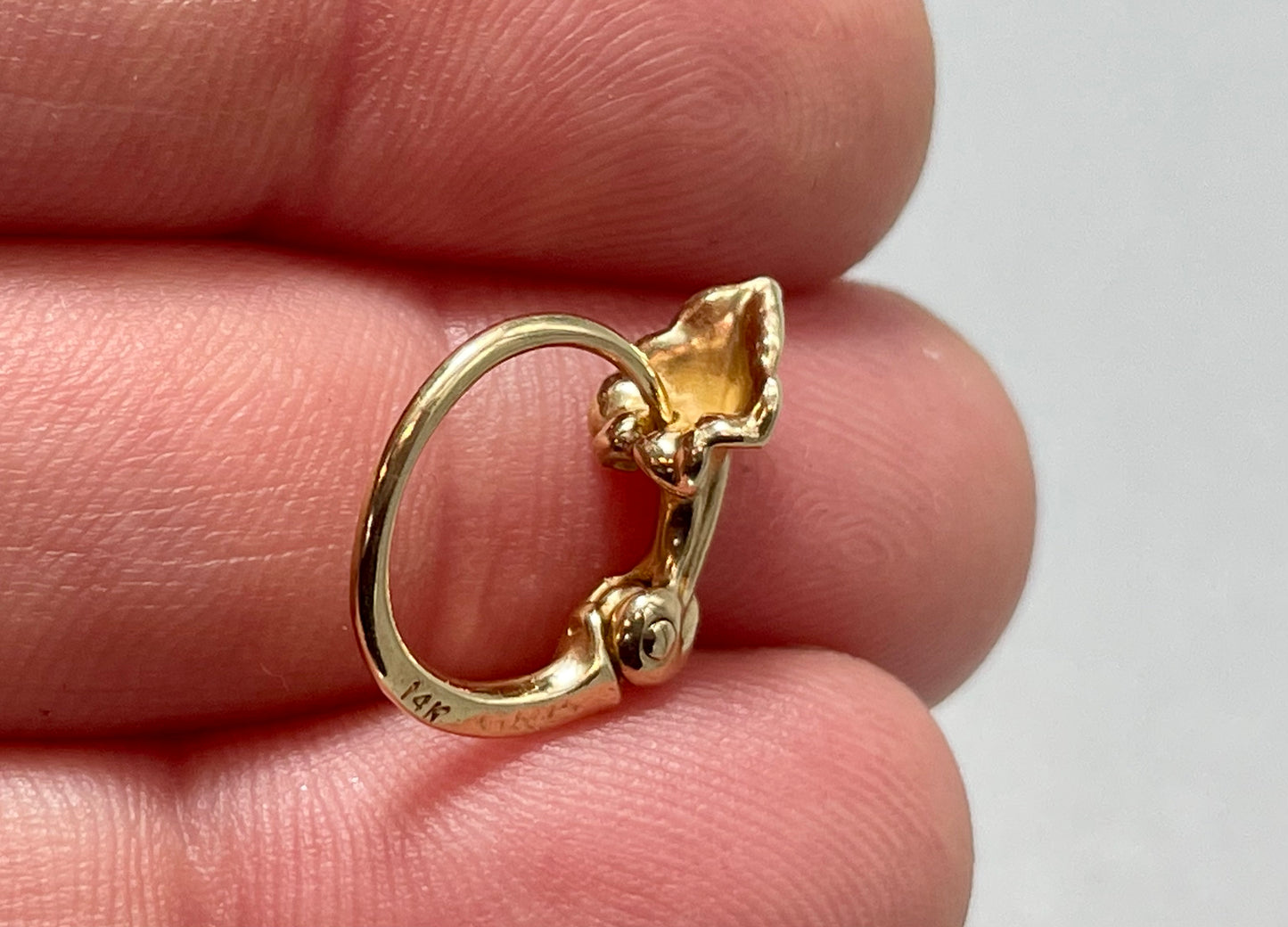 14K Gold Medium Lily Hoop Earrings