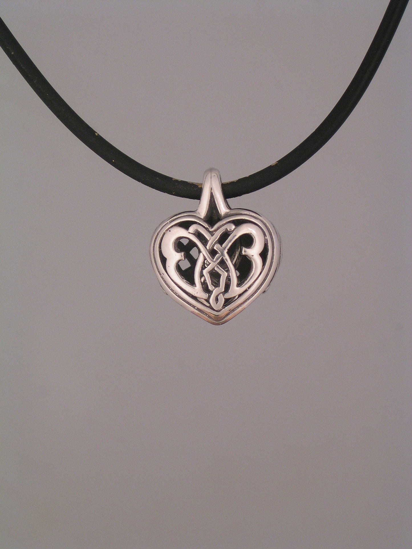 Fluttering Heart - Sterling