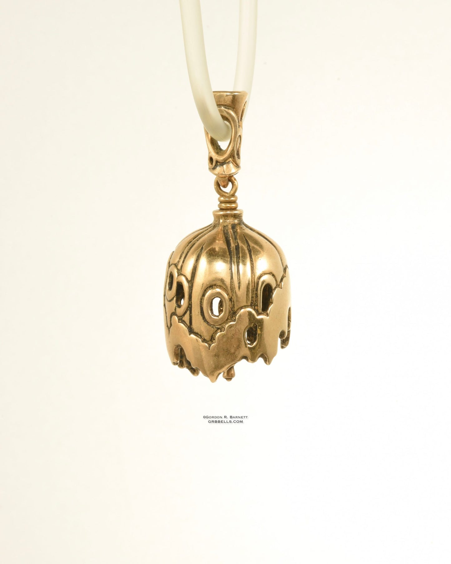Large Faerie Pod Bronze