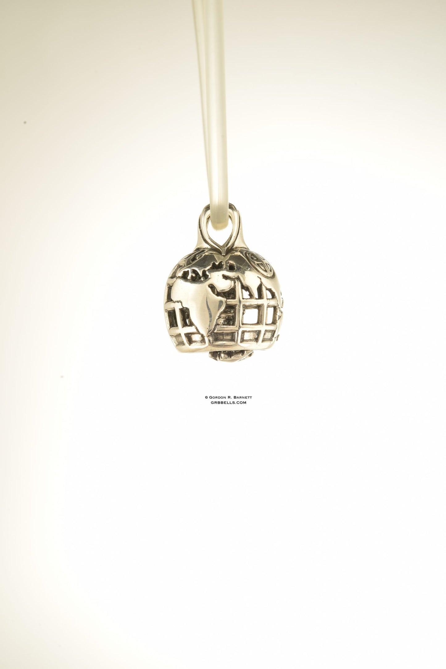 Globe - Sterling