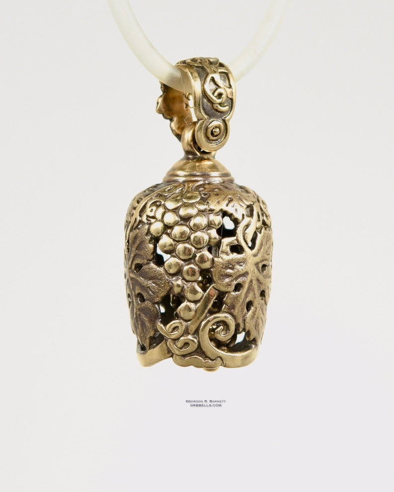 Looped Grape - Bronze