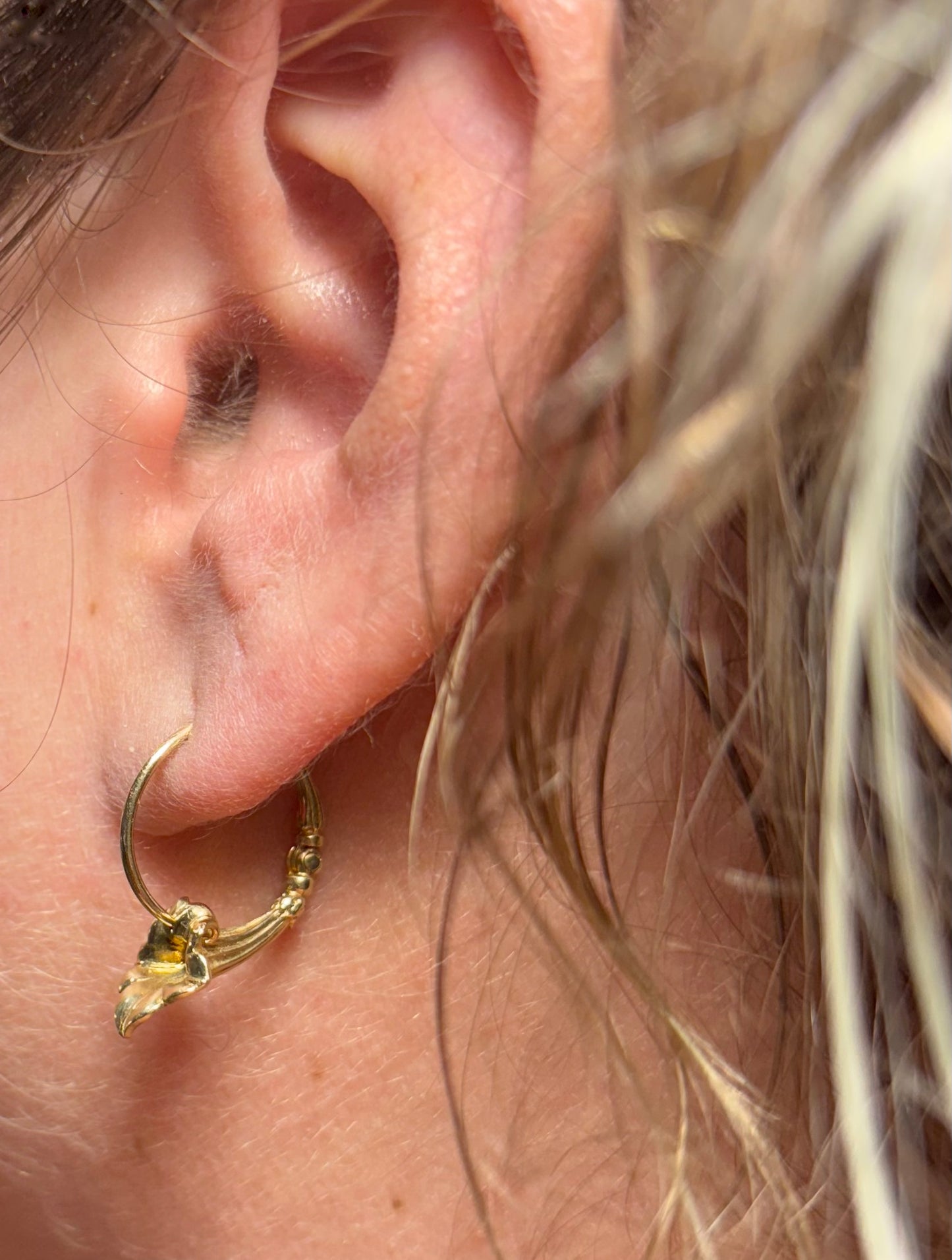 14K Gold Large Lily Hoop Earrings